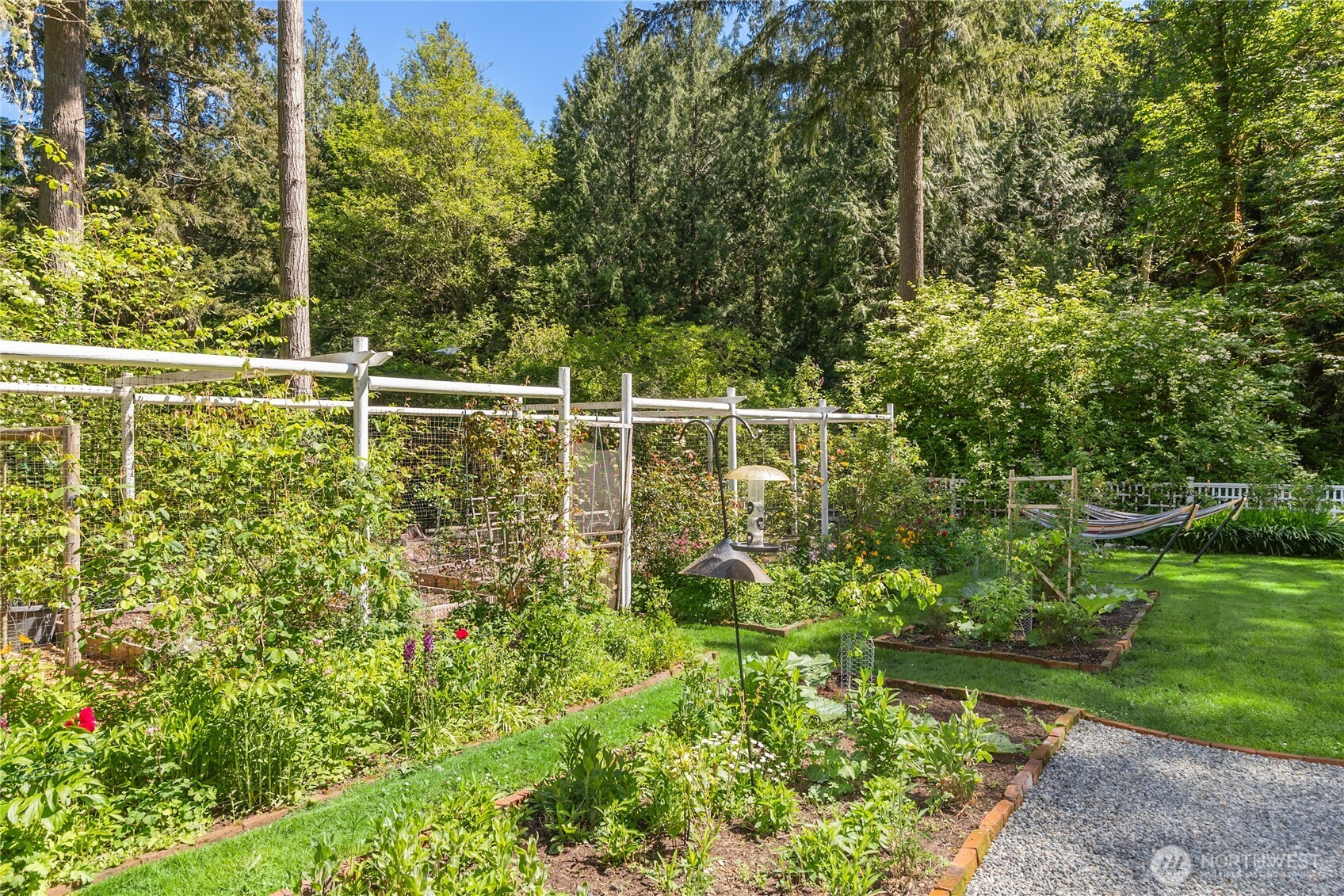14268 N Madison Avenue NE Bainbridge Island WA 98110