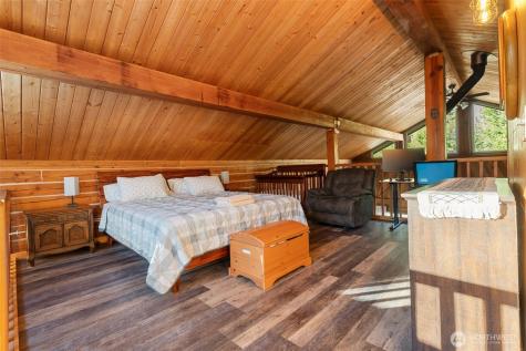 11092 Us Highway 12 Randle WA 98937