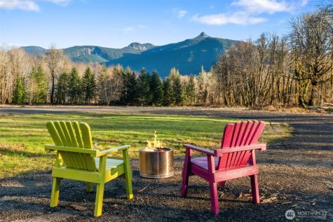 11092 Us Highway 12 Randle WA 98937