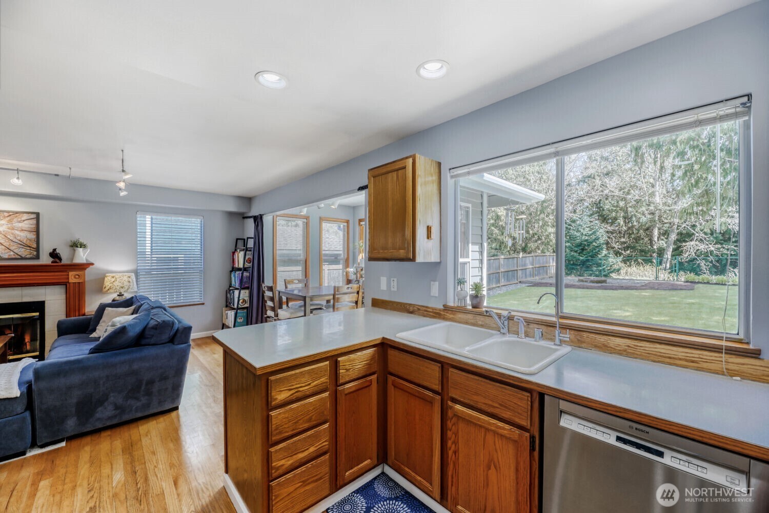 4931 9th Avenue W Everett WA 98203