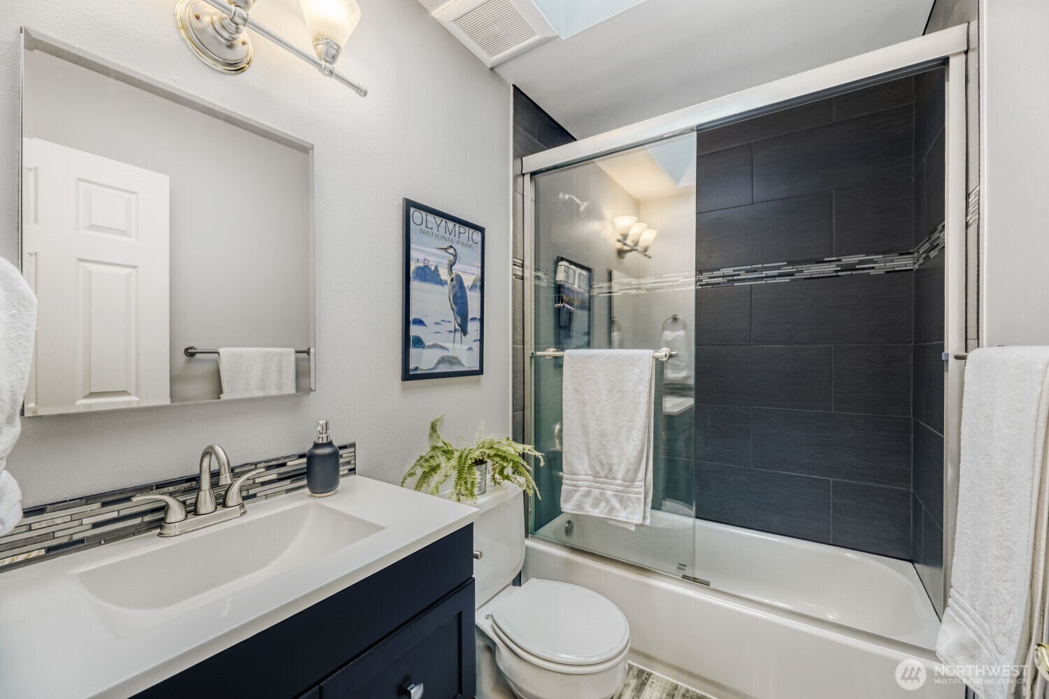 4931 9th Avenue W Everett WA 98203