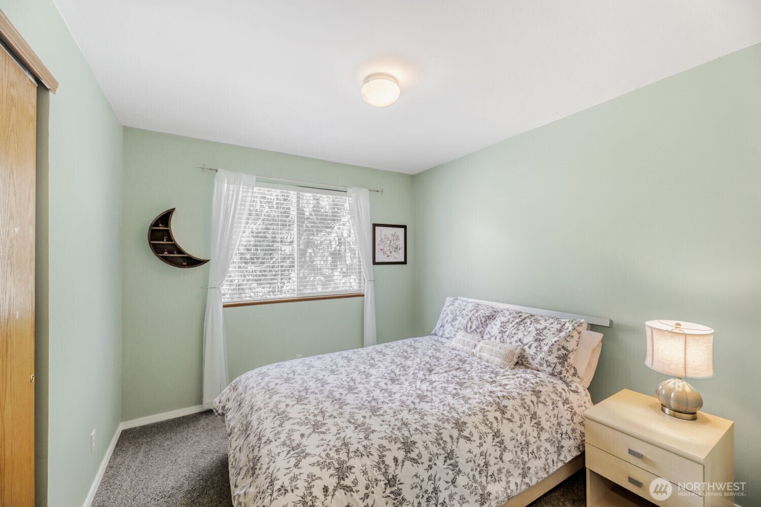4931 9th Avenue W Everett WA 98203