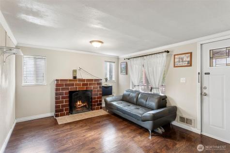 14118 37th Avenue S Tukwila WA 98168