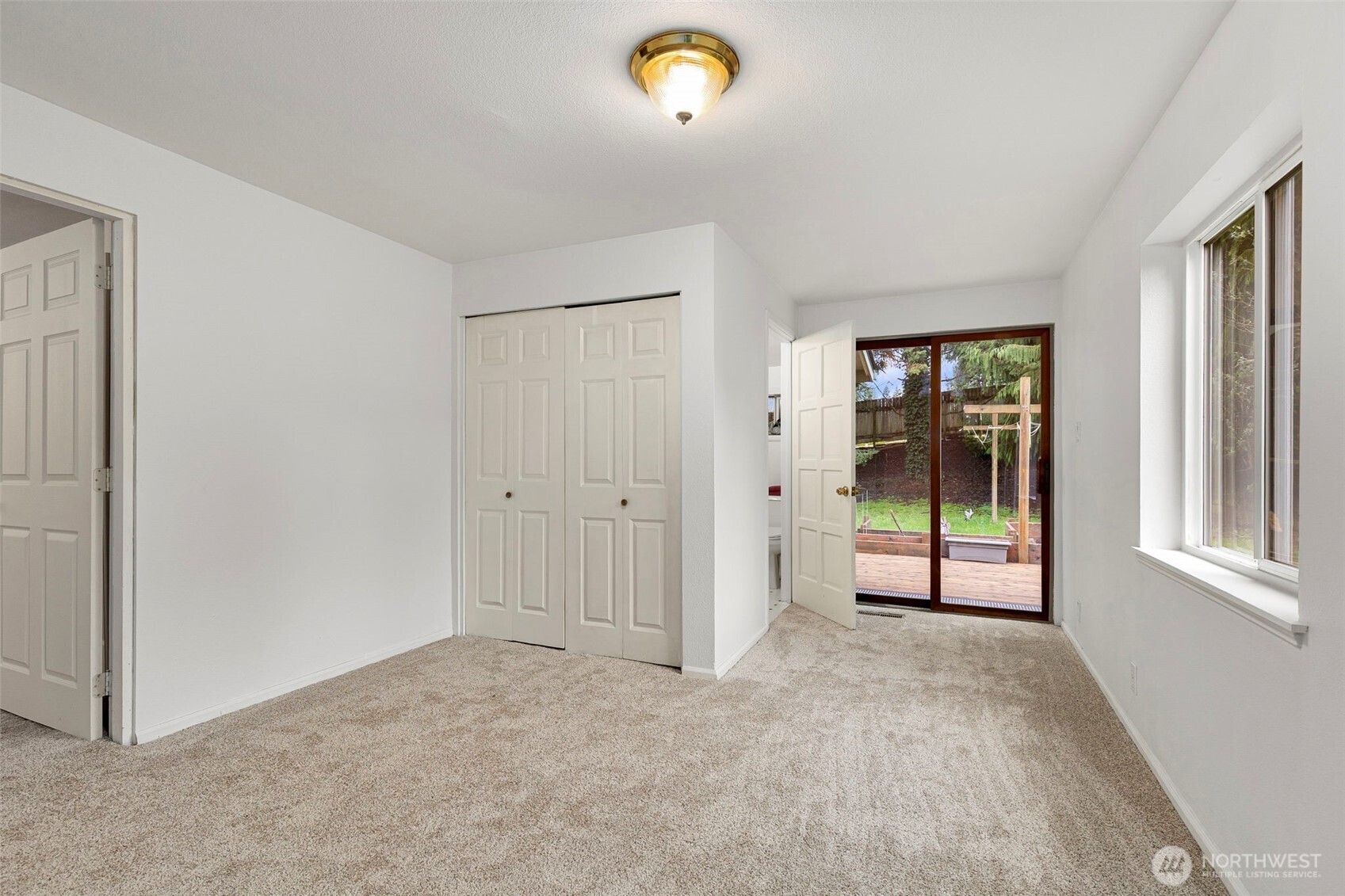 26009 Barrett Road NE Kingston WA 98346