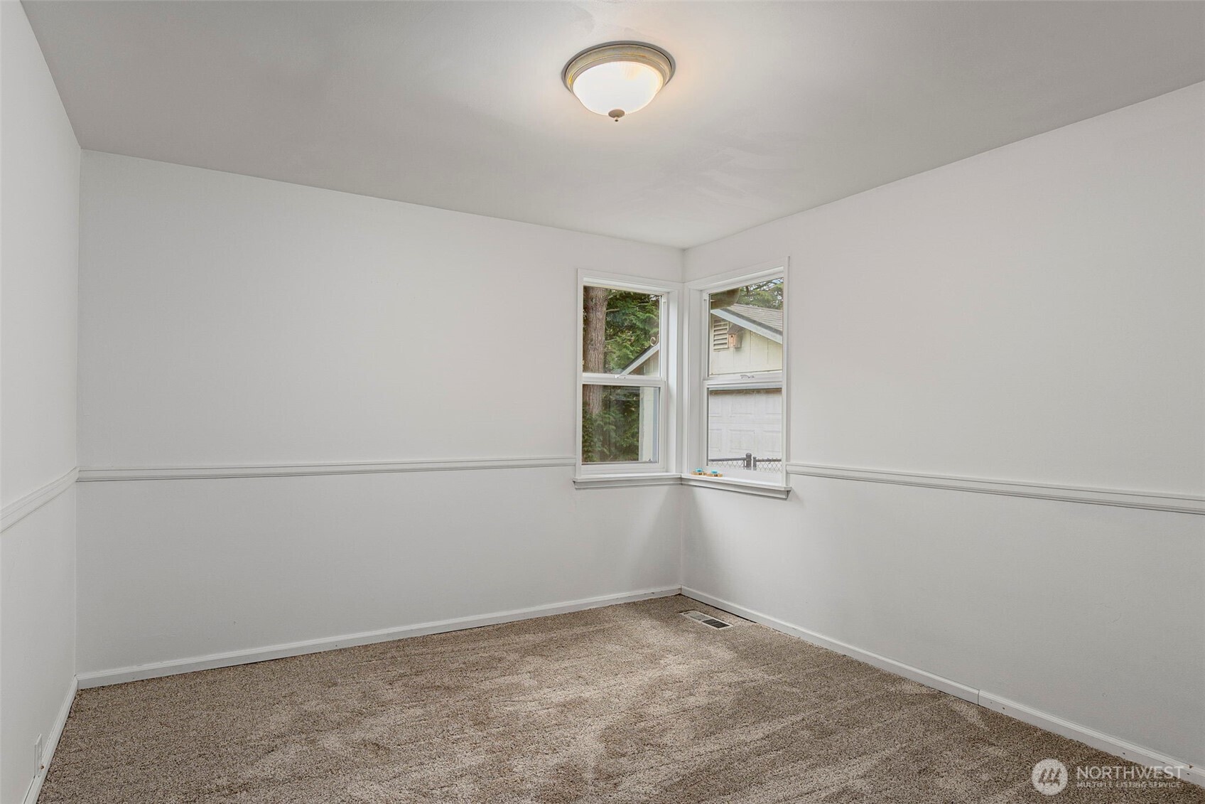 26009 Barrett Road NE Kingston WA 98346