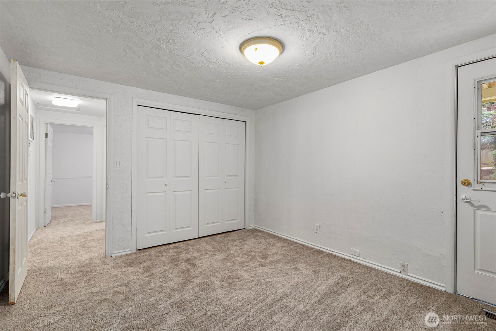 26009 Barrett Road NE Kingston WA 98346