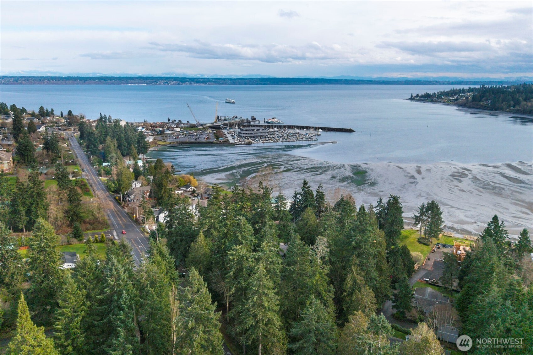 26009 Barrett Road NE Kingston WA 98346