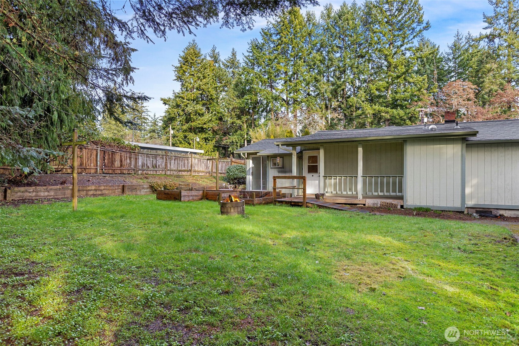 26009 Barrett Road NE Kingston WA 98346