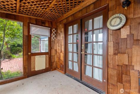 6105 Elizan Drive NW Olympia WA 98502