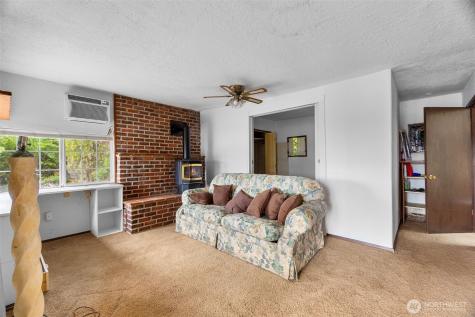 6105 Elizan Drive NW Olympia WA 98502