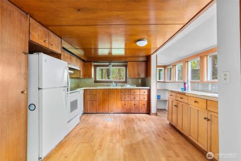6105 Elizan Drive NW Olympia WA 98502