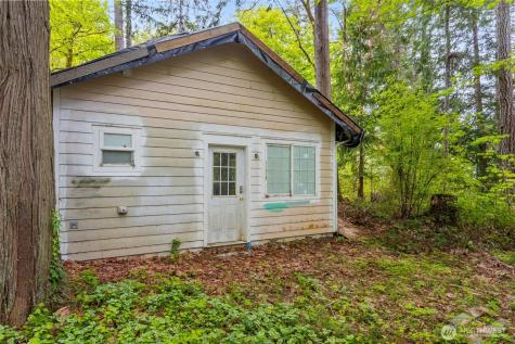 6105 Elizan Drive NW Olympia WA 98502