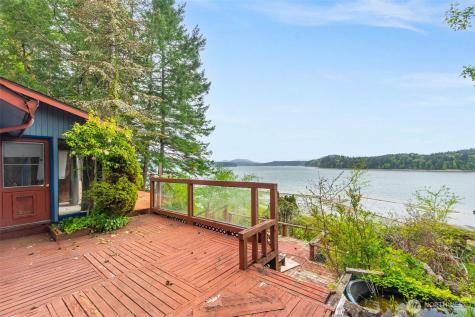 6105 Elizan Drive NW Olympia WA 98502