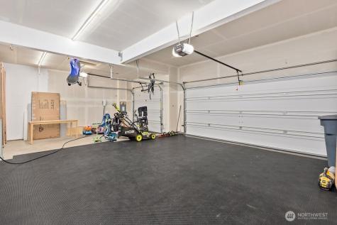 1210 29th Street NW Puyallup WA 98371