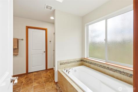 16306 37th Drive SE Bothell WA 98012