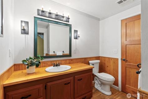 31521 42nd Avenue SW Federal Way WA 98023