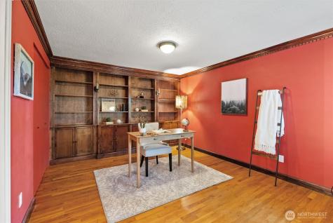 31521 42nd Avenue SW Federal Way WA 98023