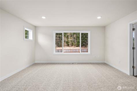 2034 NE Norseman Way Poulsbo WA 98370