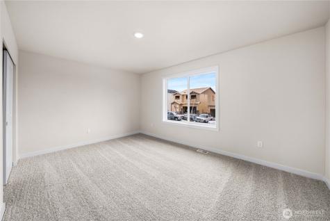 2034 NE Norseman Way Poulsbo WA 98370