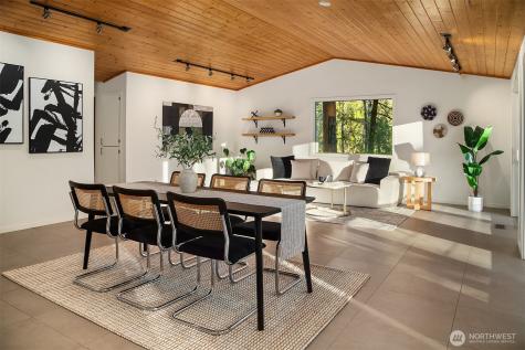 25112 SE 17th Street Sammamish WA 98075
