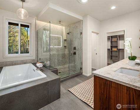 25112 SE 17th Street Sammamish WA 98075