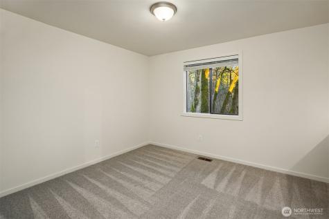 25112 SE 17th Street Sammamish WA 98075