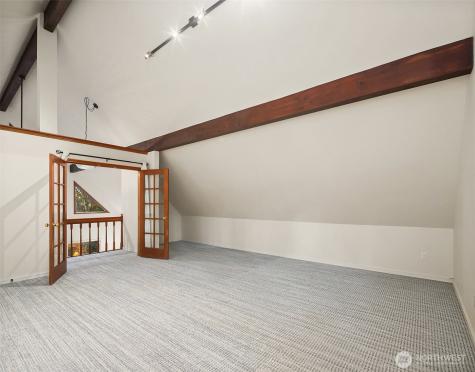 25112 SE 17th Street Sammamish WA 98075