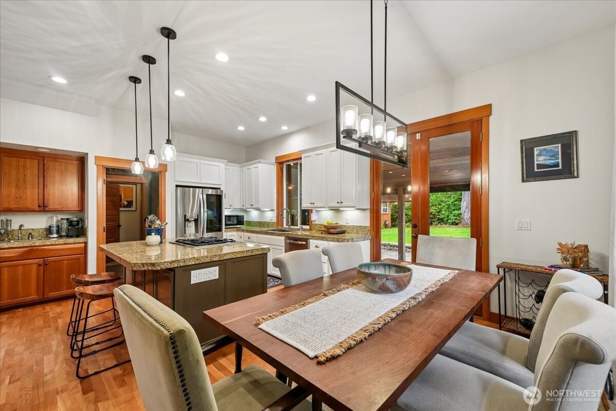 10507 Pioneer Drive Anderson Island WA 98303
