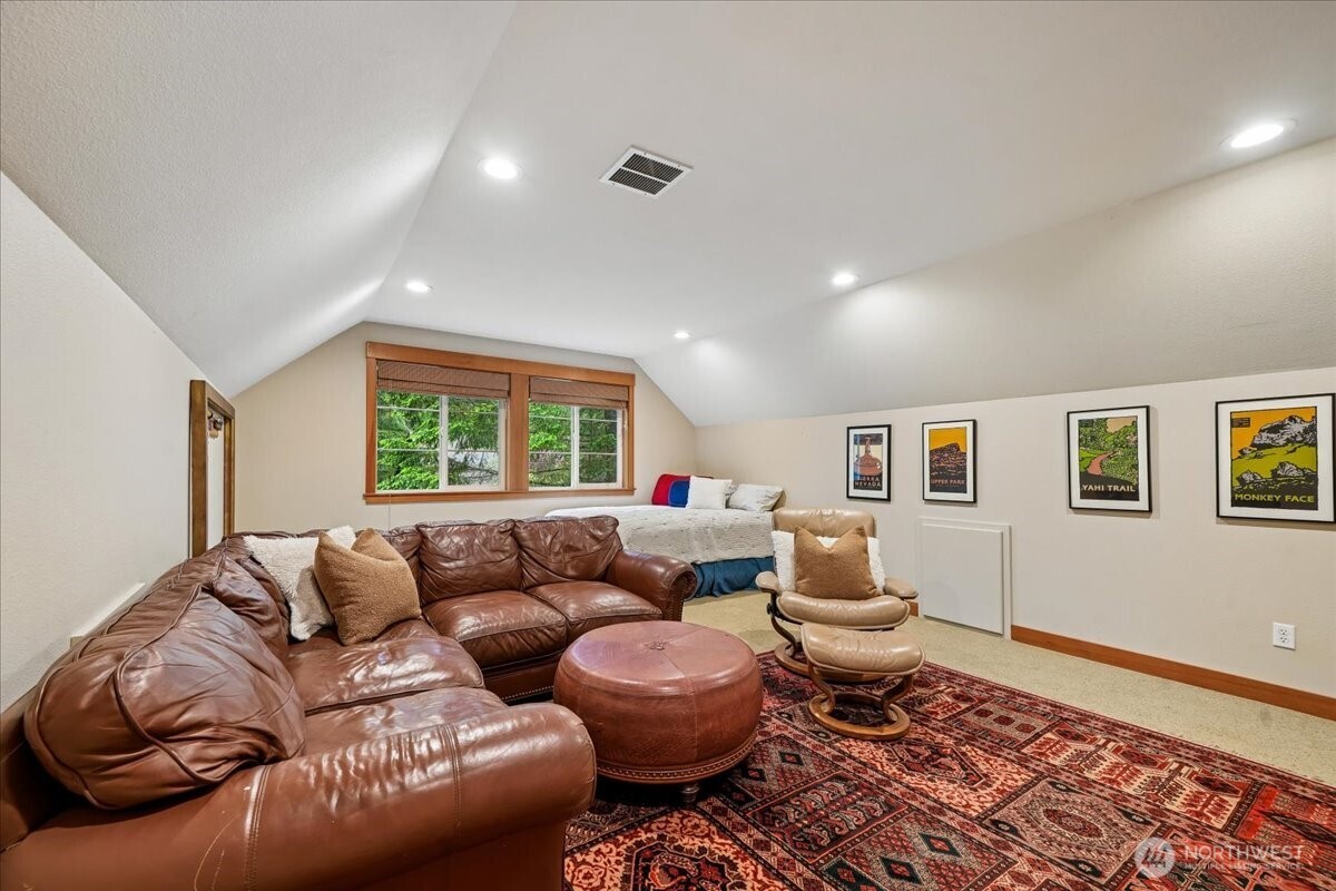 10507 Pioneer Drive Anderson Island WA 98303