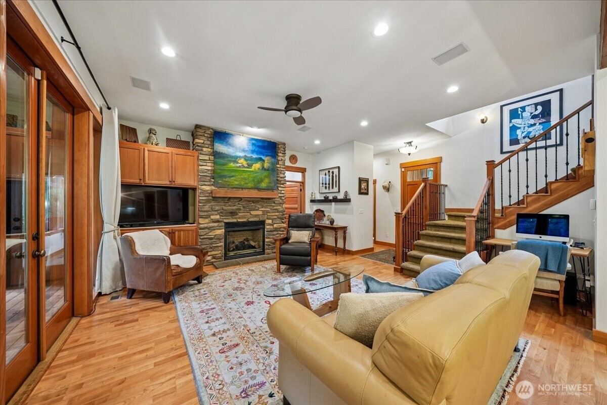 10507 Pioneer Drive Anderson Island WA 98303