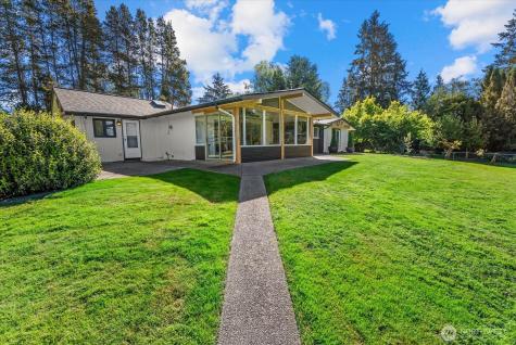 4621 Birch Tree Lane NW Gig Harbor WA 98335