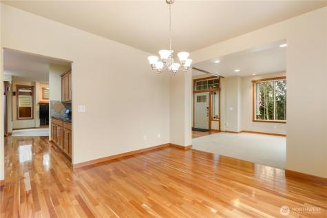 20117 12th Avenue W Lynnwood WA 98036