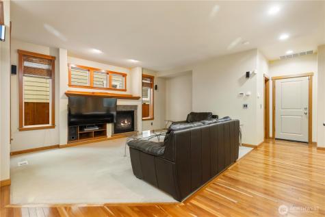 20117 12th Avenue W Lynnwood WA 98036