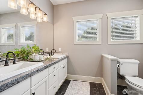 4706 NE 137th Street NE Vancouver WA 98686