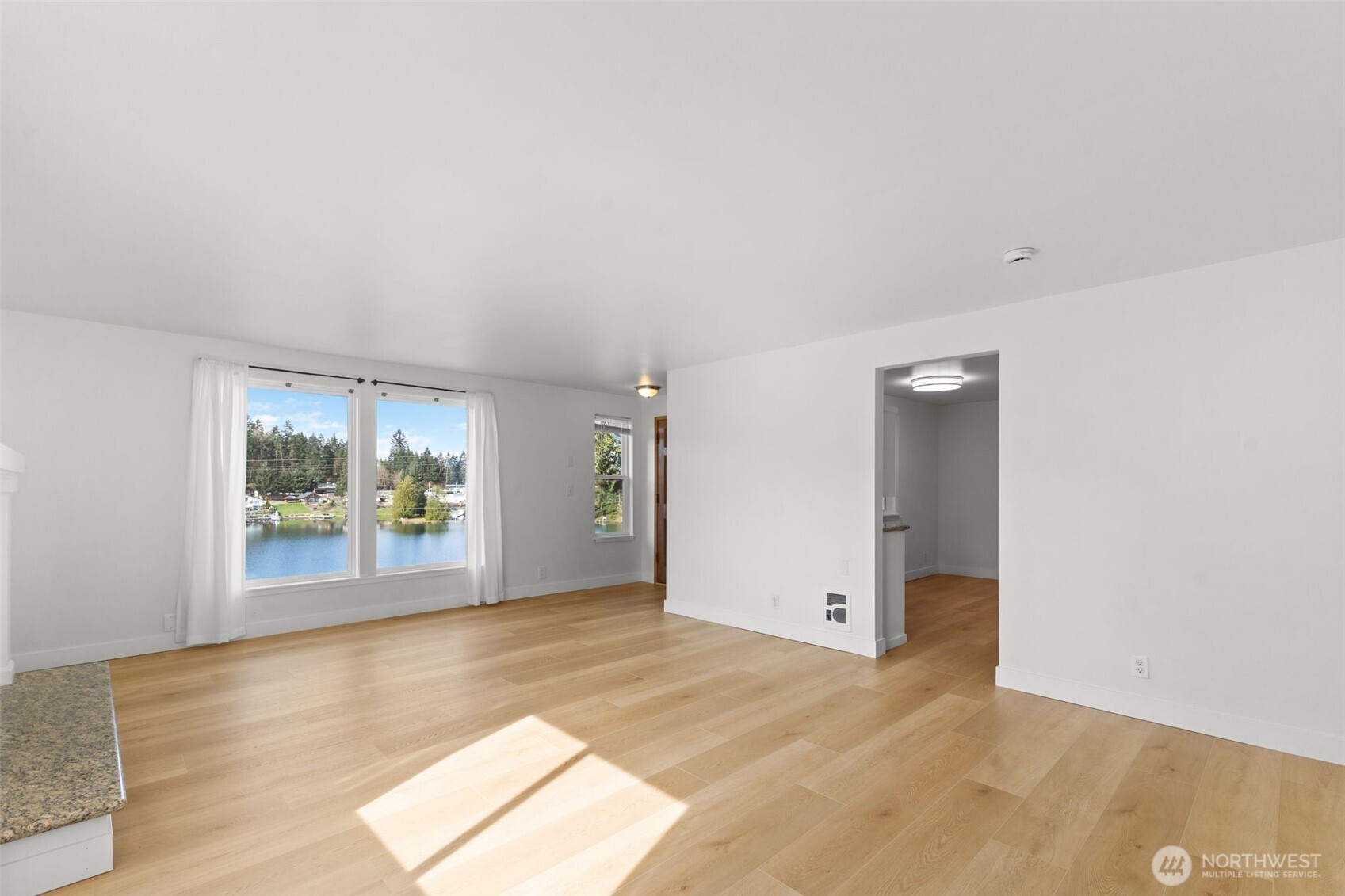 3118 Deer Island Drive E Lake Tapps WA 98391