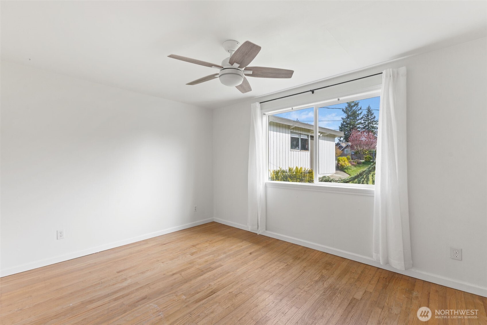 3118 Deer Island Drive E Lake Tapps WA 98391