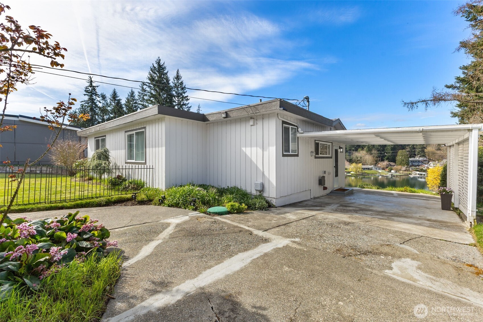 3118 Deer Island Drive E Lake Tapps WA 98391