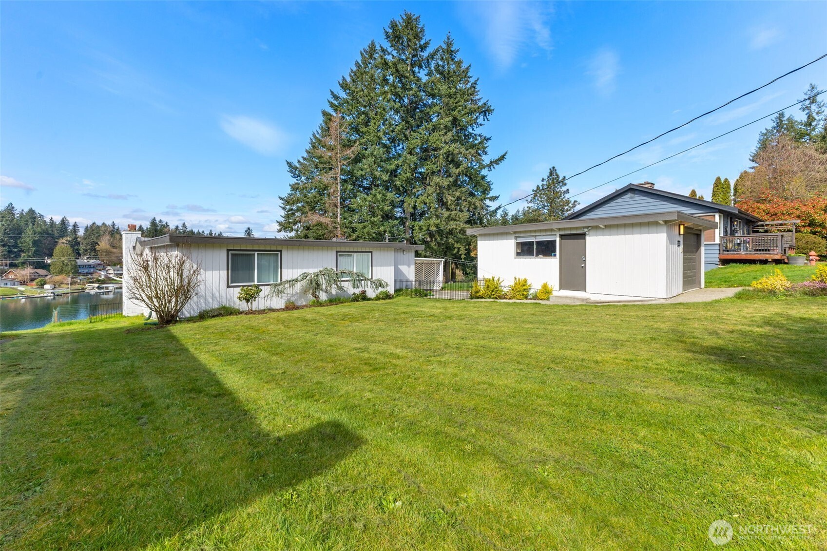3118 Deer Island Drive E Lake Tapps WA 98391