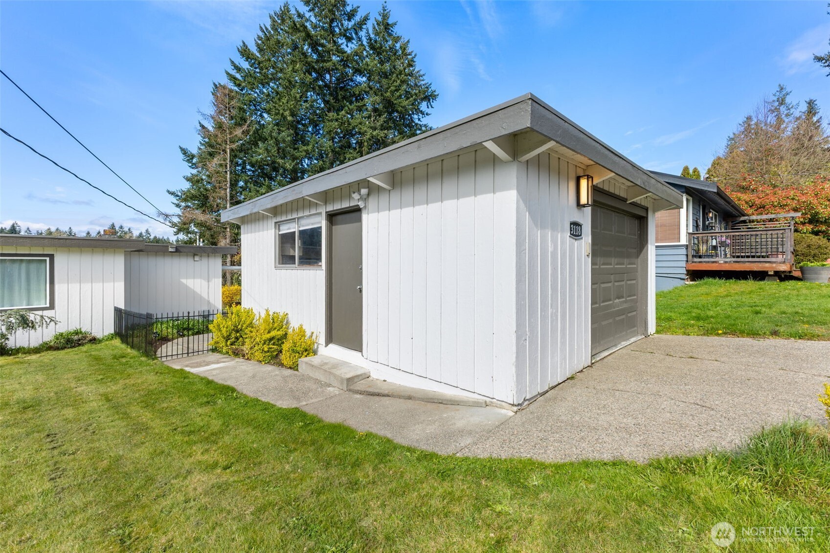 3118 Deer Island Drive E Lake Tapps WA 98391