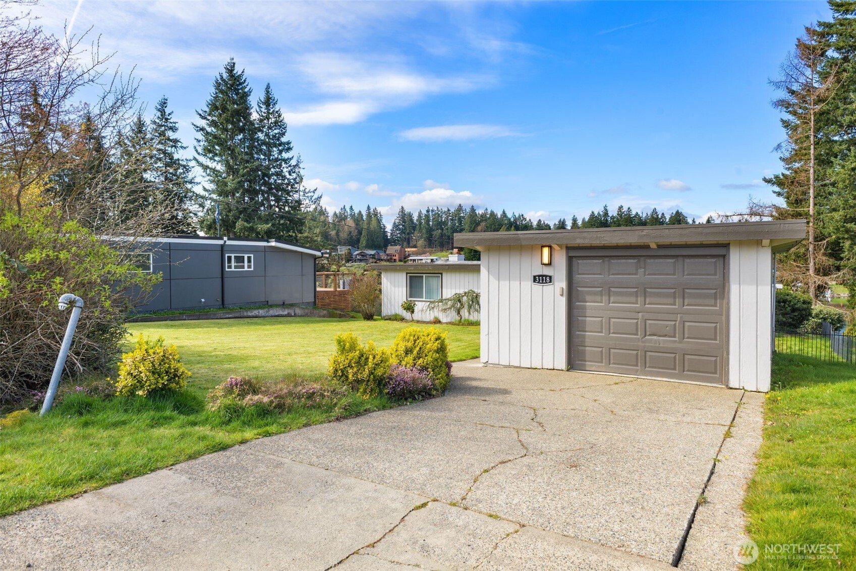 3118 Deer Island Drive E Lake Tapps WA 98391