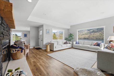 104 Mirage Lane Chelan WA 98816