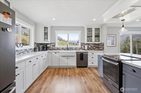 104 Mirage Lane Chelan WA 98816