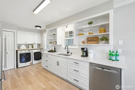 2222 Oklahoma Avenue Everett WA 98201