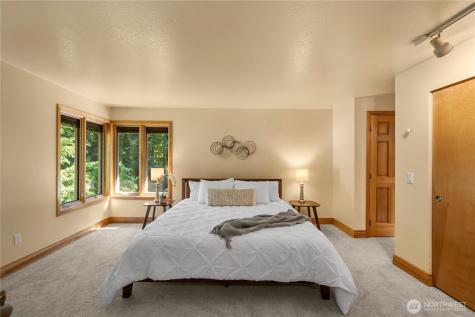 22329 SE 244th Place Maple Valley WA 98038
