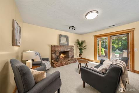 22329 SE 244th Place Maple Valley WA 98038
