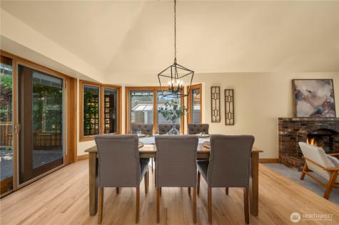 22329 SE 244th Place Maple Valley WA 98038
