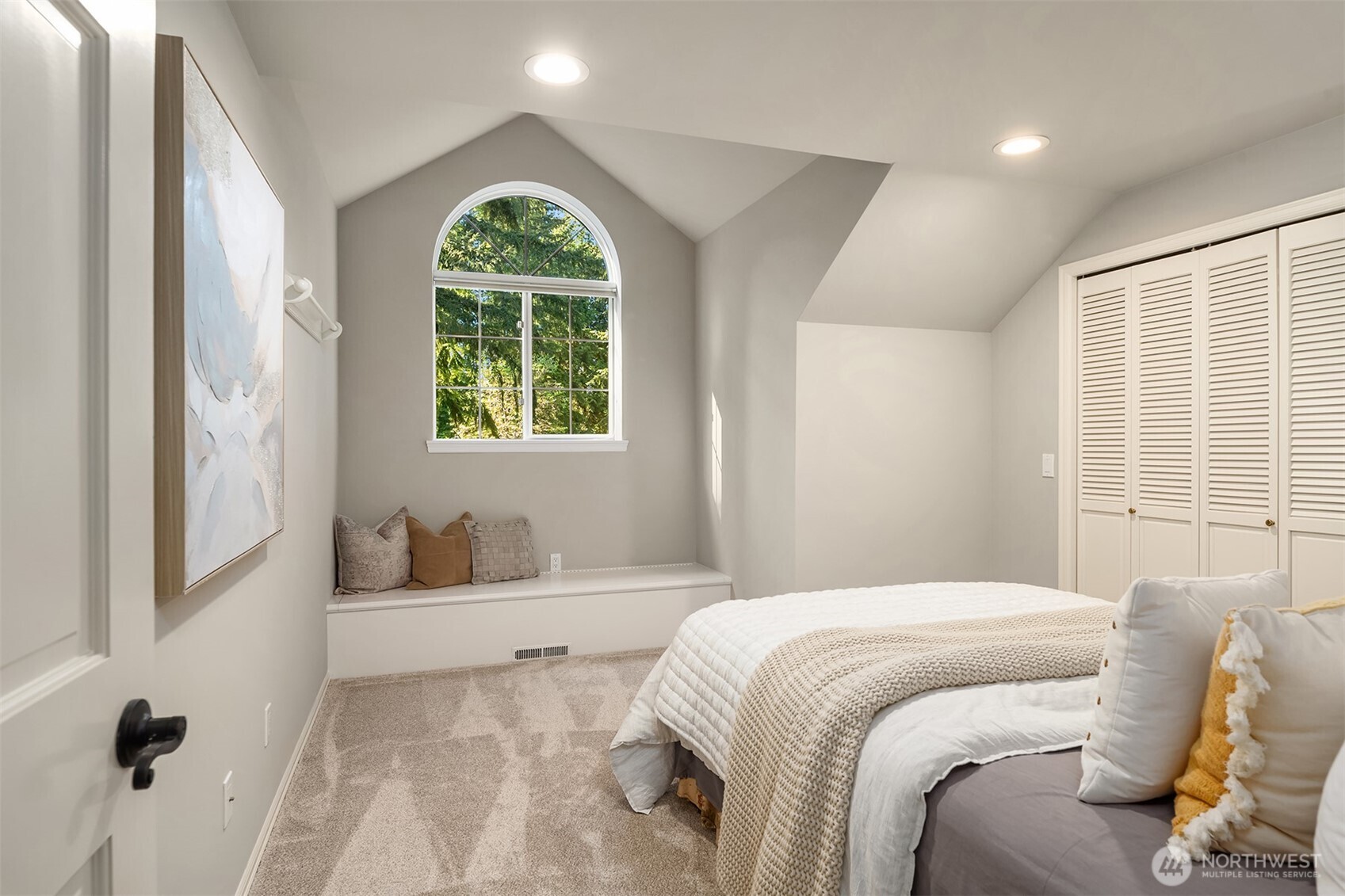 2609 208th Avenue SE Sammamish WA 98075