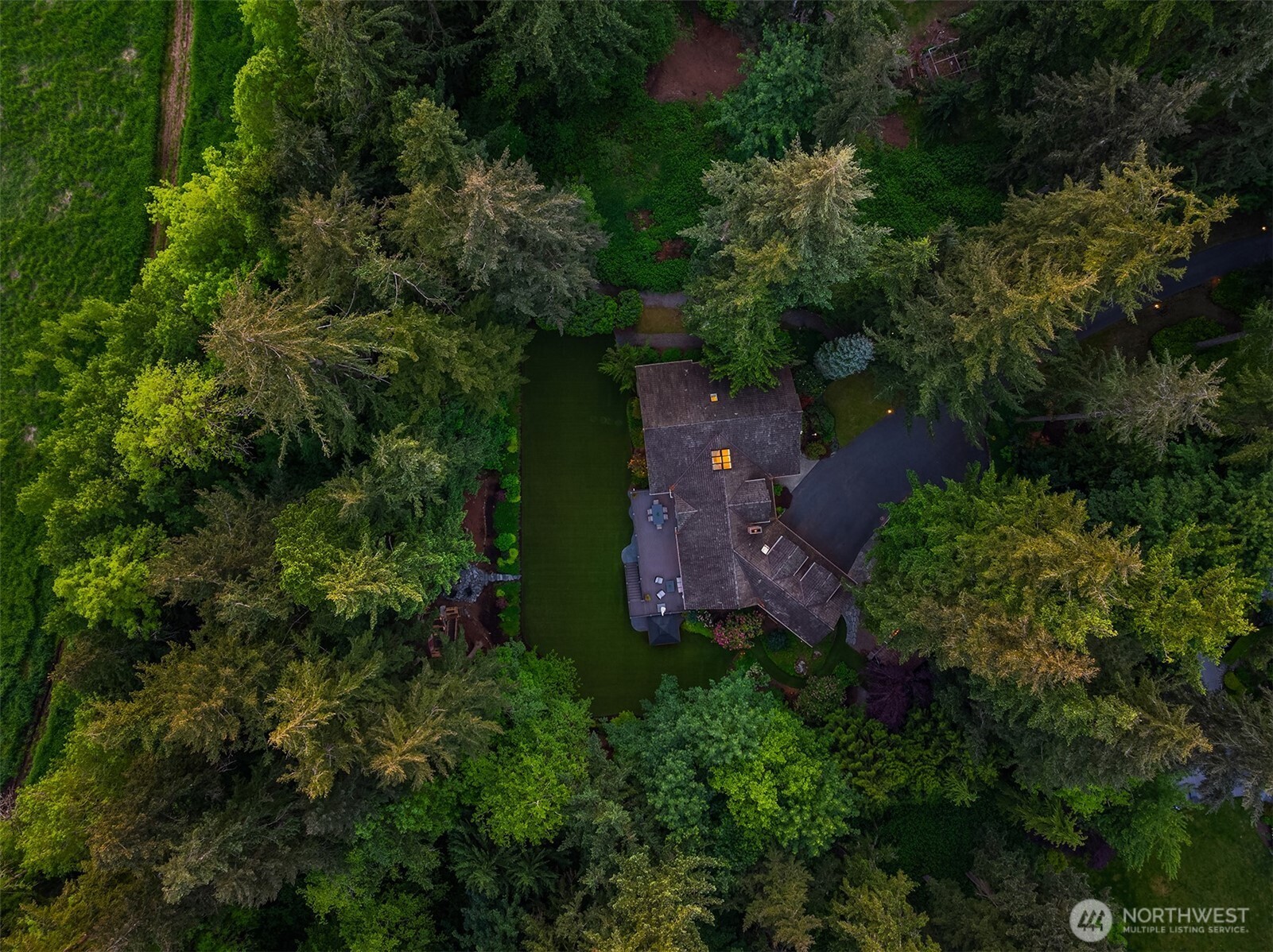 2609 208th Avenue SE Sammamish WA 98075