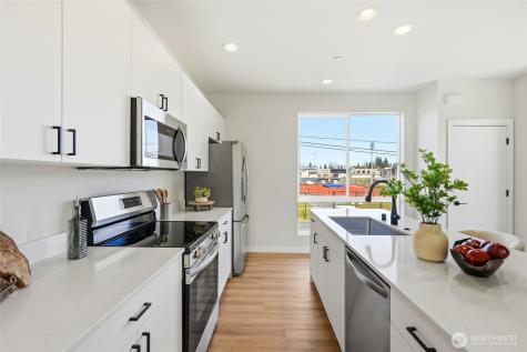 222 124th Street SW Everett WA 98204