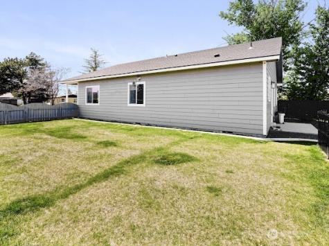 1004 W Virginia Moses Lake WA 98837